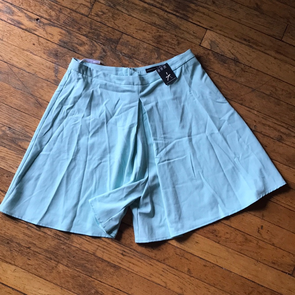 High waisted pleated dress shorts